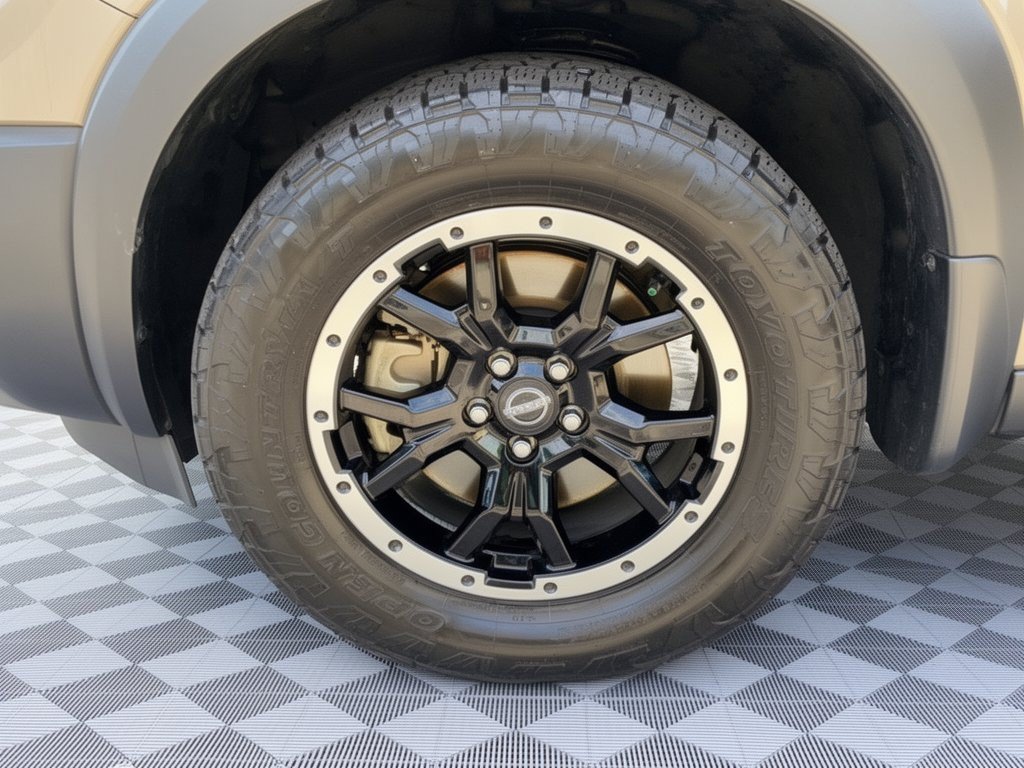 Used 2024 Nissan Pathfinder Rock Creek AWD/4WD image 13