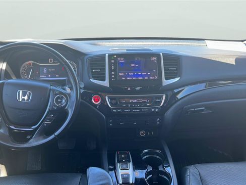 Used 2016 Honda Pilot Elite image 9