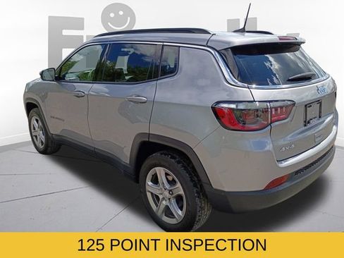 Used 2023 Jeep Compass Latitude w/ Convenience Group AWD/4WD image 7