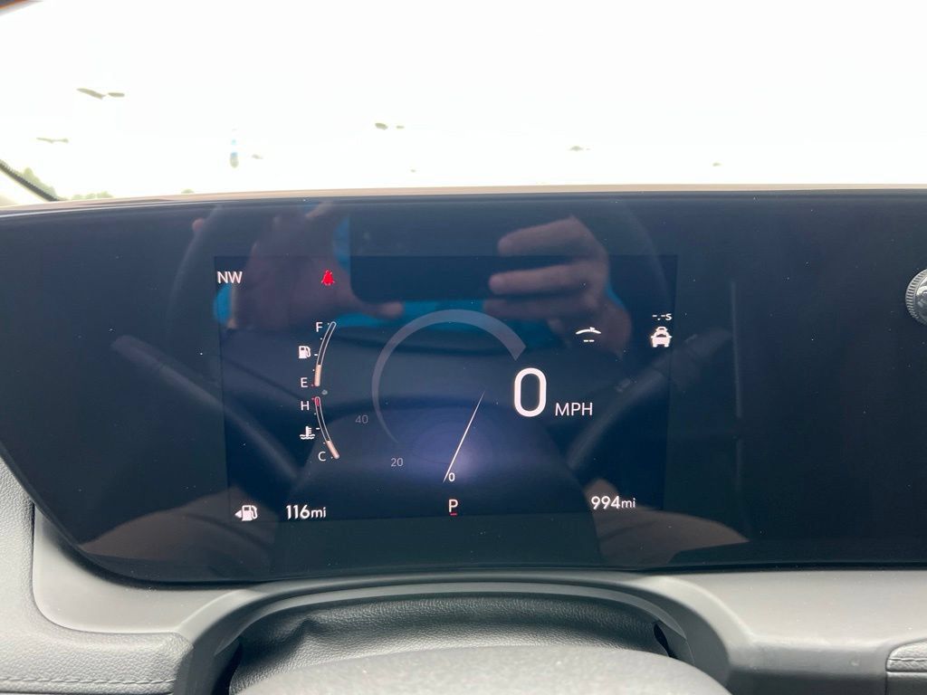 Used 2026 Buick Encore GX Avenir w/ Avenir Technology Package AWD/4WD image 16