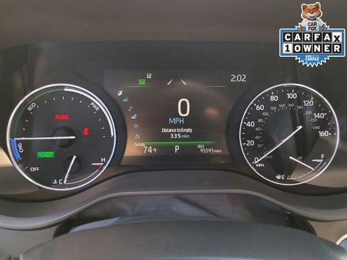 Used 2022 Toyota Sienna Platinum image 39