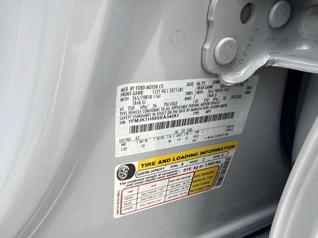 Used 2025 Ford Expedition Max Active RWD image 19