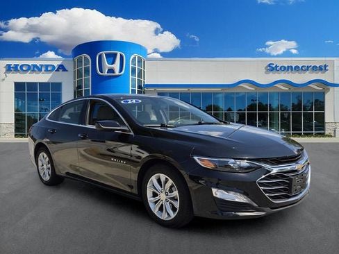 Used 2024 Chevrolet Malibu LT FWD image 1