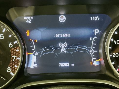 Used 2019 Jeep Compass Limited w/ Safety & Security Group AWD/4WD image 19
