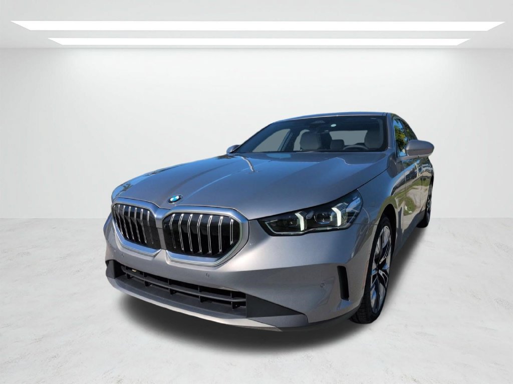 New 2027 BMW 530i xDrive w/ Premium Package AWD/4WD image 8