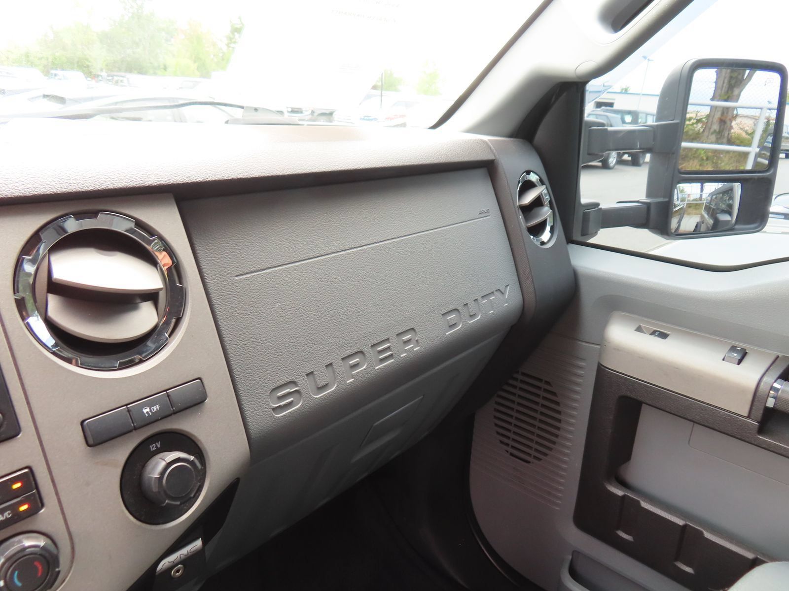 Used 2016 Ford F250 XLT w/ XLT Value Package AWD/4WD image 23