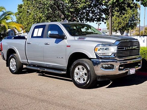 Used 2021 RAM 3500 Laramie AWD/4WD image 2