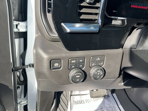 New 2026 Chevrolet Silverado 1500 LT Trail Boss w/ Convenience Package II AWD/4WD image 15