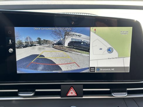 New 2025 Hyundai Elantra SEL image 25