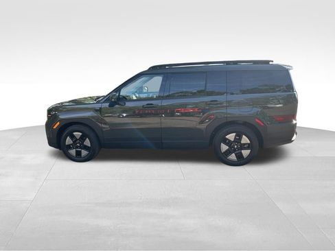 Used 2024 Hyundai Santa Fe SEL image 2