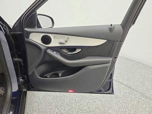 Certified 2022 Mercedes-Benz GLC 300 image 27