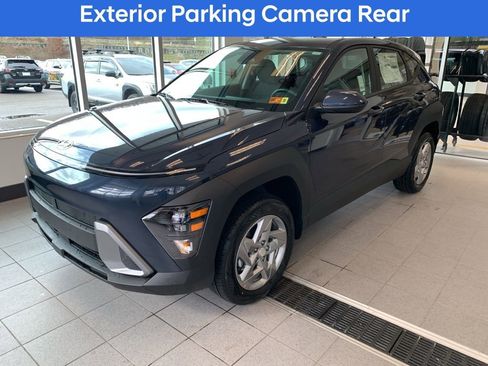 New 2026 Hyundai Kona SE image 2