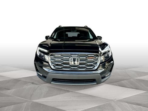 Used 2023 Honda Passport TrailSport image 3