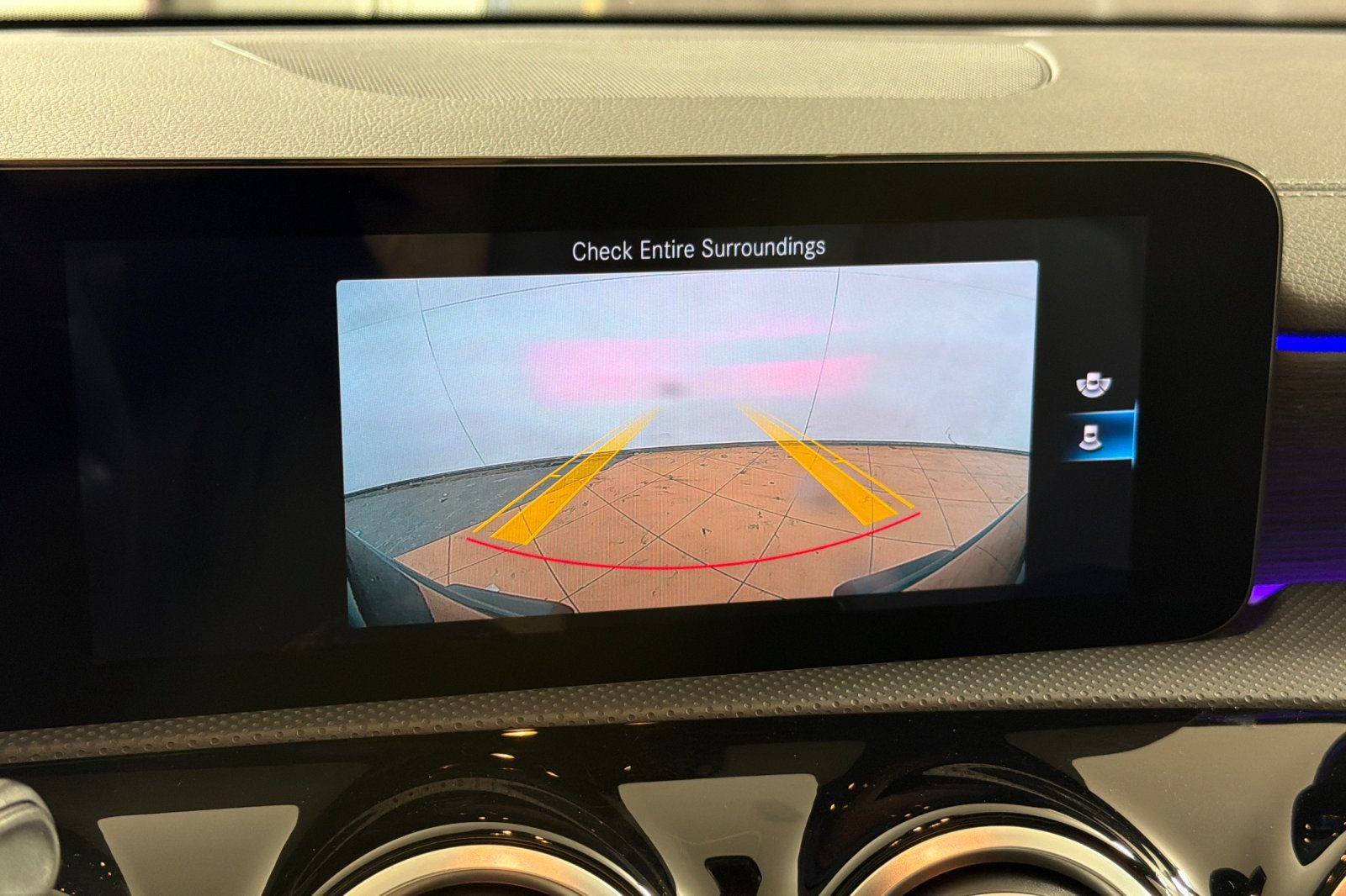 Used 2022 Mercedes-Benz CLA 250 image 17