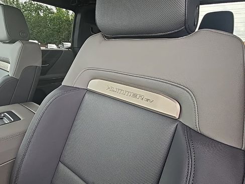 New 2025 GMC Hummer EV 3X w/ Extreme Off-Road Package image 18