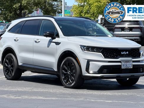 Used 2023 Kia Sorento SX AWD/4WD image 1