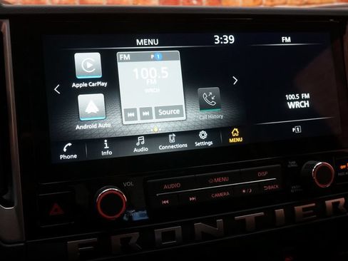 Used 2025 Nissan Frontier SV w/ SV Convenience Package AWD/4WD image 16