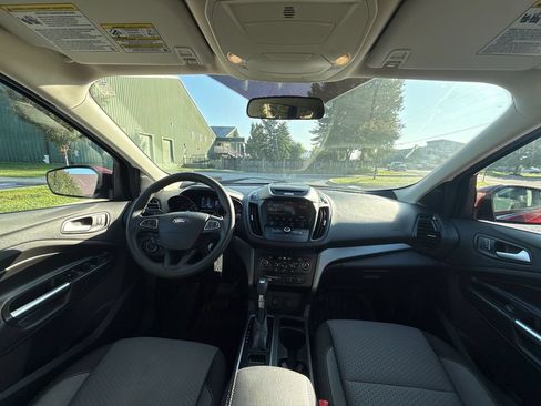 Used 2017 Ford Escape SE w/ Equipment Group 201A AWD/4WD image 14