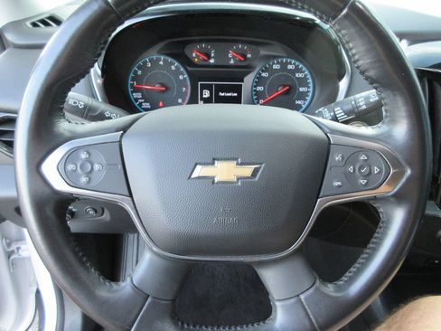 Used 2018 Chevrolet Traverse LT FWD image 24