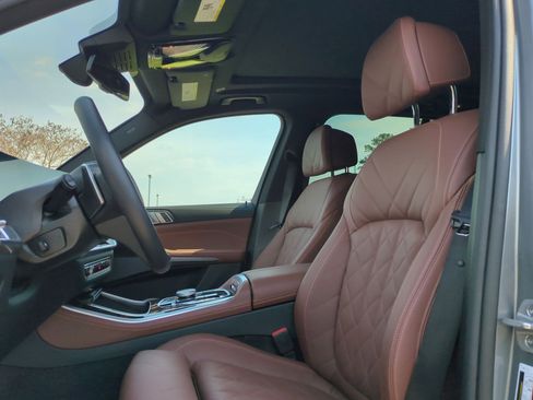 Used 2026 BMW X5 xDrive40i image 16