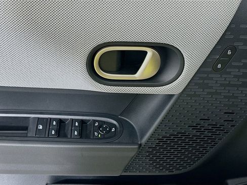 Certified 2025 MINI Cooper S image 19