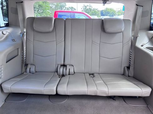 Used 2015 Cadillac Escalade Premium AWD/4WD image 23