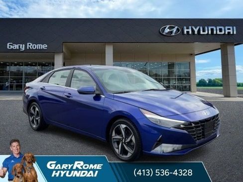 Used 2023 Hyundai Elantra Limited FWD image 2
