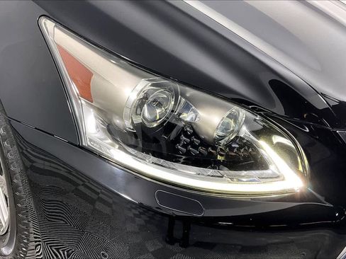 Used 2015 Lexus LS 460 w/ Comfort Package image 26