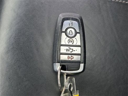 Used 2017 Ford F350 Platinum w/ Platinum Ultimate Package image 26