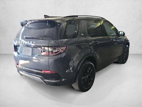 Used 2025 Land Rover Discovery Sport S image 5