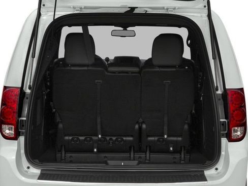 Used 2018 Dodge Grand Caravan GT FWD image 15