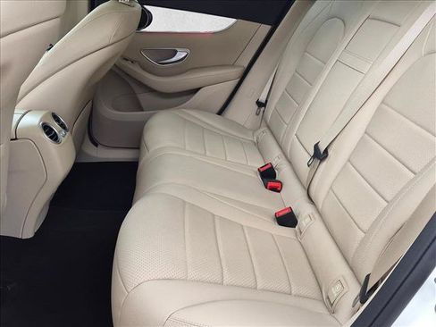 Certified 2022 Mercedes-Benz GLC 300 image 17