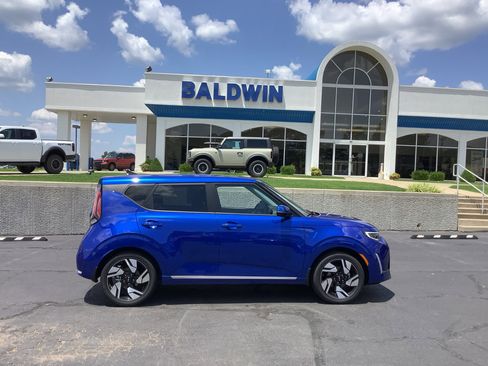 Used 2023 Kia Soul GT-Line w/ GT-Line Technology Package image 8