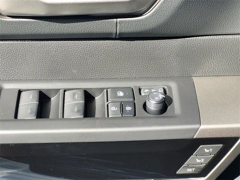 New 2025 Toyota Tundra Limited image 28