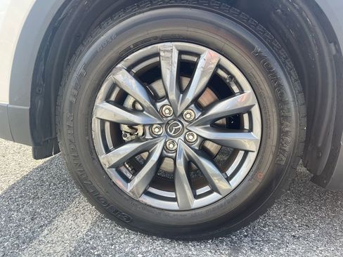 Used 2022 MAZDA CX-9 Touring w/ Touring Premium Package image 13