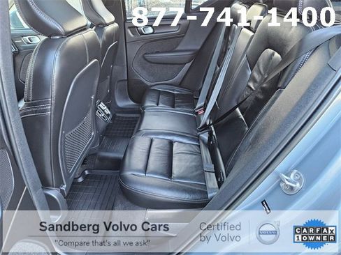 Certified 2023 Volvo XC40 B5 Ultimate w/ Protection Package Premier image 16