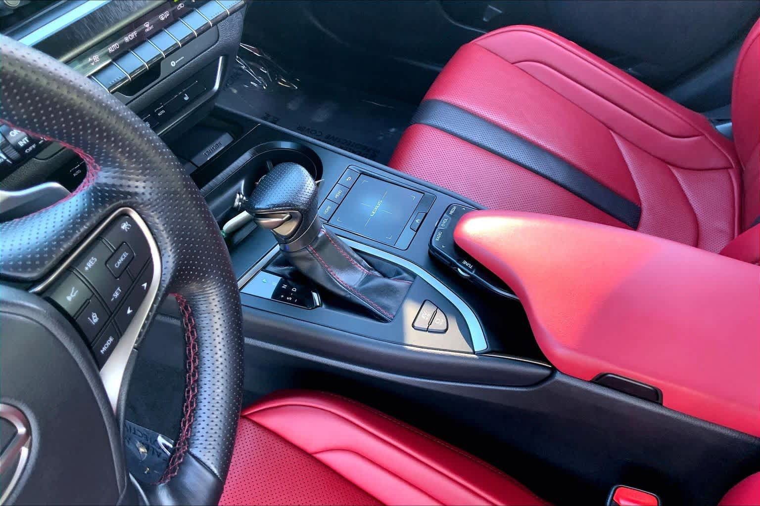 Used 2019 Lexus UX 250h F Sport AWD/4WD image 17