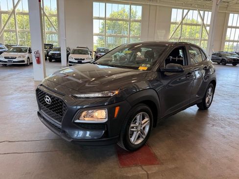 Used 2020 Hyundai Kona SE w/ Cargo Package AWD/4WD image 7