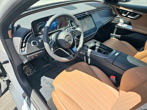 New 2026 Mercedes-Benz E 450 4MATIC Sedan image 13