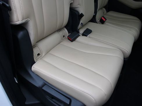 Used 2022 Acura MDX SH-AWD image 26