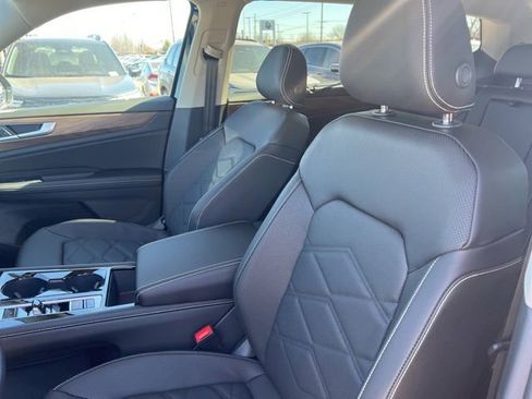 New 2026 Volkswagen Atlas SE AWD/4WD image 7
