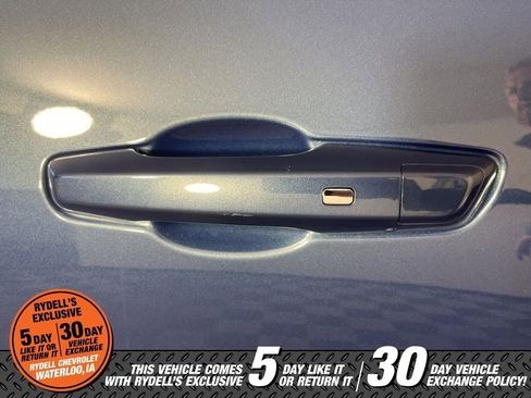 Certified 2025 Chevrolet Equinox LT w/ LPO, Floor Liner Package image 16