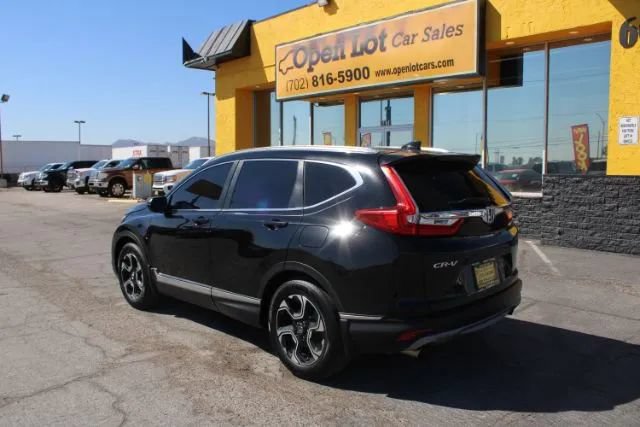 Used 2017 Honda CR-V Touring image 3