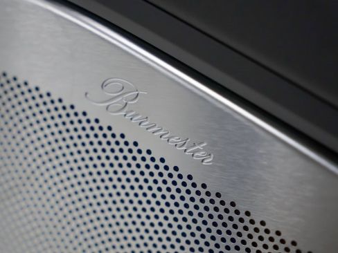 Certified 2025 Porsche Cayenne GTS image 17