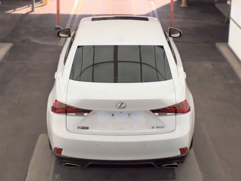 Used 2019 Lexus IS 300 F Sport w/ F Sport Package RWD image 5