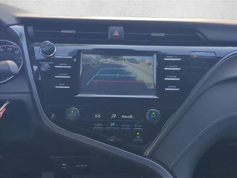 Certified 2019 Toyota Camry SE FWD image 19