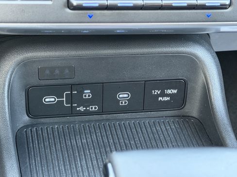 Used 2024 Hyundai Kona SEL AWD/4WD image 13