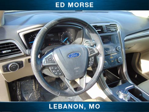 Certified 2017 Ford Fusion SE image 20