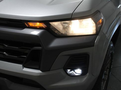 Used 2023 Chevrolet Colorado LT image 47