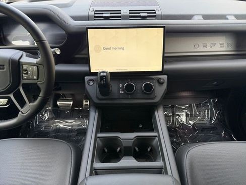 New 2026 Land Rover Defender 110 OCTA AWD/4WD image 15